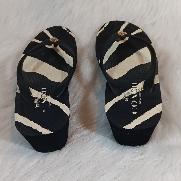 Coach Zebra Flip Flops Sz 7 - 7.5 - Picture 2 of 8